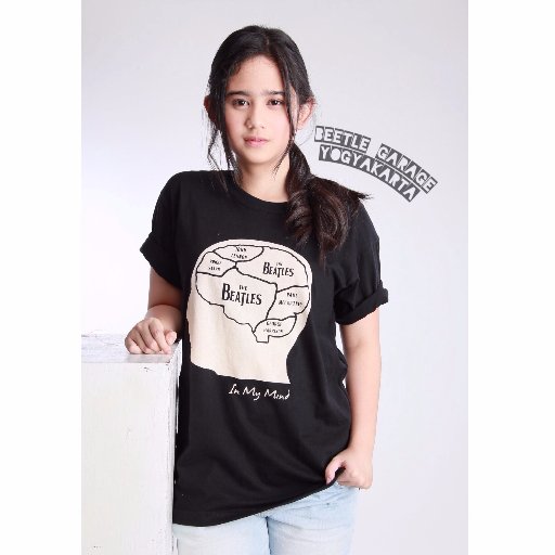 (ONLINESHOP)  Merchand The Beatles, Led zeppelin, Pink Floyd, Queen etc. Info WA:082157996662 BBM: 5FDFBE6 / LINE: BeetleJogja. Langsung ke Instagram kita ya!