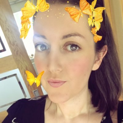 Planner girl & owner of Lucinda Charlotte Designs. I 💝 all things craft, stationery and planning ⭐️