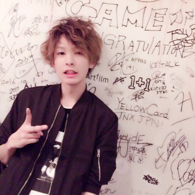 @KxxKxFoFのキャス垢 Freak O' Fateというバンドでギター弾いてます。 こっちでは基本的にキャスのみなので本アカもフォローお願いします！