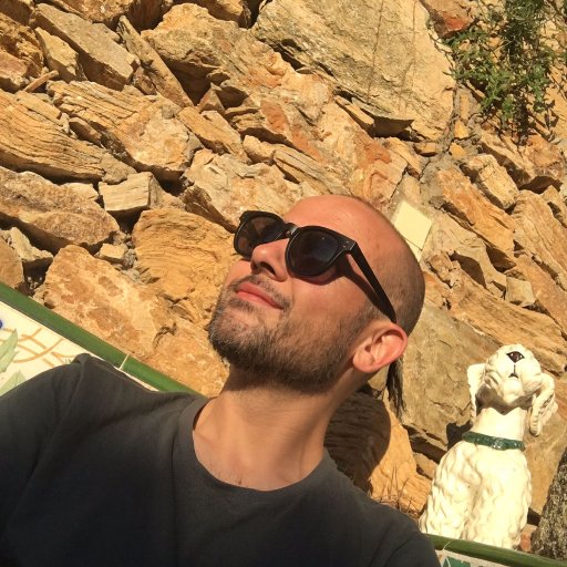 jaumeoroareste's profile picture. Click it again