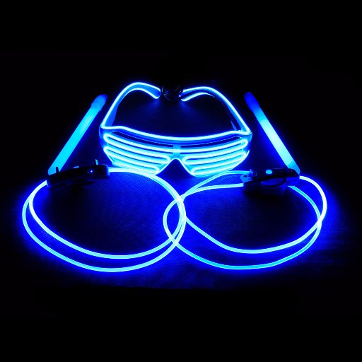 We 💙 #glowsticks #neon #edm #festival gear! 🚥The latest and the greatest #musthaves for #festivalseason 😎