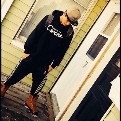 brezzy_jared's profile picture. pretty lit person