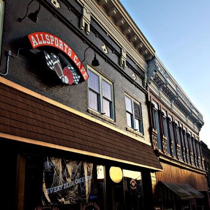 Come check out our new Cork and Keg shop! #CigarsinSalemVA #WineShop #Growlers #CraftBeer #DowntownSalemVA #food