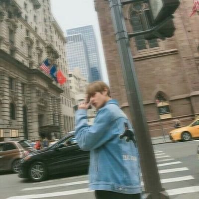 Taehyung Duplicate•Known as hyun.
not follback? unfoll in 12 hours