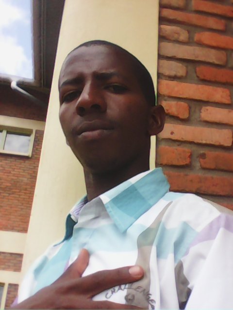 desireuwimanam2's profile picture. 