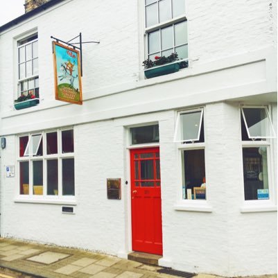 Clarendon Street Veterinary Surgery is a small friendly practice in the heart of Cambridge.