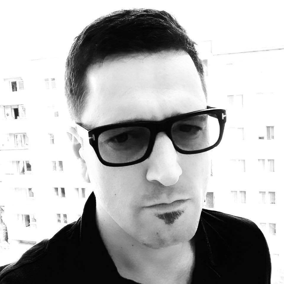 dirkelbel's profile picture. (Social) Media and Marketing Expert