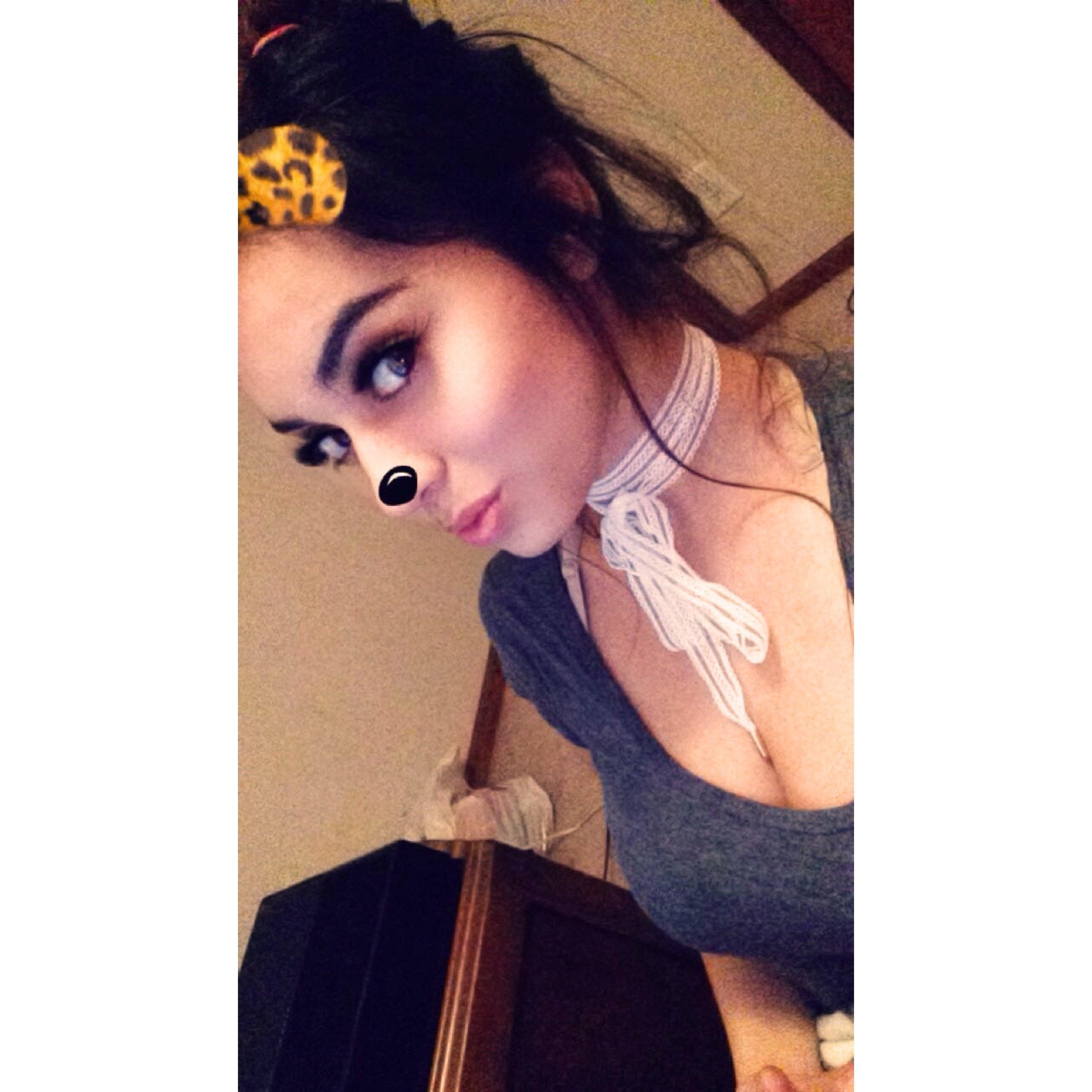 GirlTooClutch_'s profile picture. Twitch affiliate streamer             X'O 💛