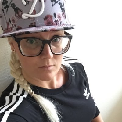 tessolofsson's profile picture. Creative communicator, admirer of big ideas and dedicated fan of all inspiration. Spending my days @meramedia.