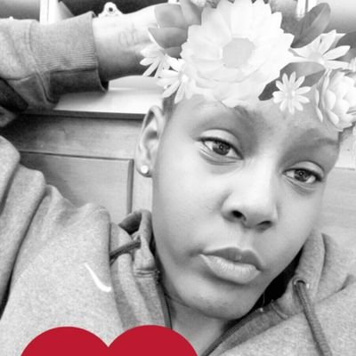 Snapchat: itsqueenynna
Instagram: itsyogirlmirecal
Kik: ask