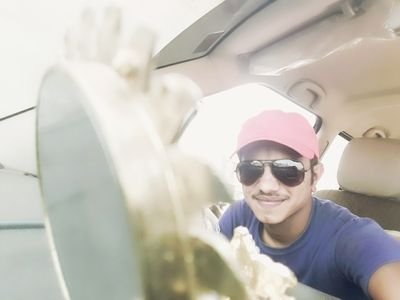 BhaRatS52156121's profile picture. BhaRat L SuthaR 🕉  
KiRti Chahak 😙 
BiG fAn õF 🎹KiRtidan Gadhvi🎹KhimRaj Gadhvi🎶 nD 🏏M.S.DhoNi..
FrOm - #MadhapaR kutch🏡
🔜 aa Rha hu maiN...07*