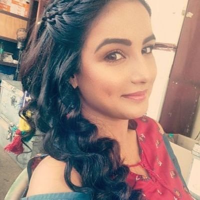 Love only Jasminbhasin 
My soul is her only
she's my cutie pie í ½í¸