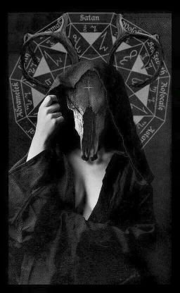 _leviathan09's profile picture. ебучий меланхолик