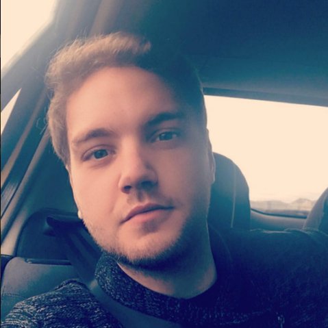 DiegoPucelaa's profile picture. Salir, beber el rollo de siempre. x amor al after! I love techno.