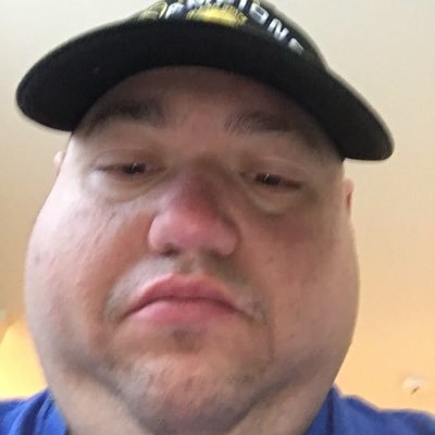 corredine30's profile picture. 