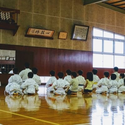 いすみ市近辺で空手を始めるなら、極真空手いすみ道場-isumiKARATE-へ！！ 世界大会日本代表が直接指導いたします。 先生のアカウント@kakato_otoshiもよろしくお願いします！ Facebookページhttps://t.co/pIdaWJaRUG
いすみ市関係、無言フォロー失礼します