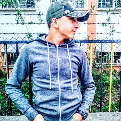 HikmetKarasivri's profile picture. #düşmeye #gözü #kesmeyenler #uçurumu #meşgul #etmesin!