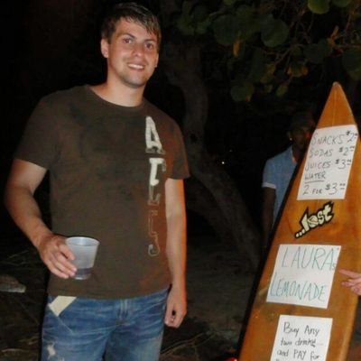 I live in the world of tech, programming, horticulture, marine aquariums and strategic investing; by occupation I'm a sr apps dev consultant and day trader