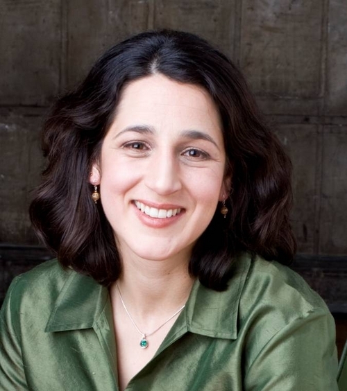 Author of the novel Remedies (Amy Einhorn Books/Putnam); health and medicine writer; mom of three.