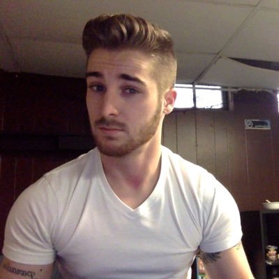 Hello! My name is Brandon! I love Oreos as you can see by my username. I enjoy shooting guns, playing sports, hiking. I'm going to school to be a ER medic!