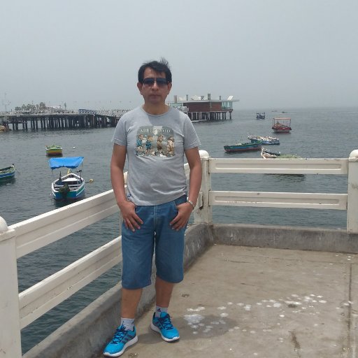 aponte520's profile picture. 