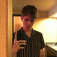 T🌚Bitch (@crustwt) 's Twitter Profile