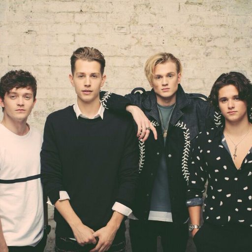 Little Mix, The Vamps, 5SOS, New Hope Club, WDW, Marianas Trench. Voting Account for @_NewHopeCanada_ Stream CALM and Break UP Song