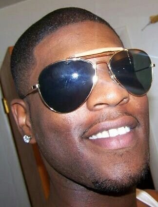 if it ain't about money, then it don't make sense. ya dig? Always keep God 1st &Family 2nd save the world after.