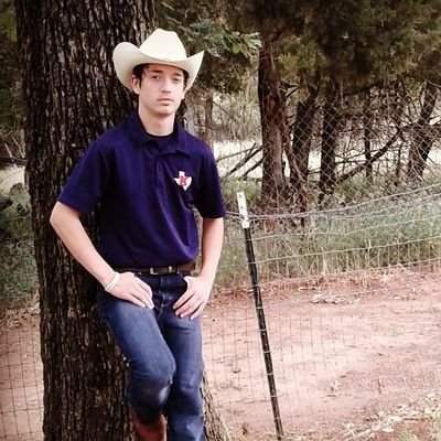 country_dude_15's profile picture. 15
V Football
Freshman '20
Sc:lamberth_15