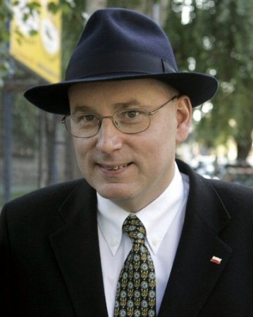 Publicysta z przeszłością polityczną. Konserwatysta.
