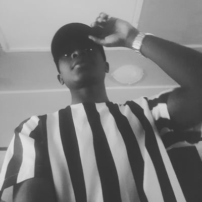 Towo_basit's profile picture. Am a Cool Dark Guy An engineer to be. Ready to Learn.