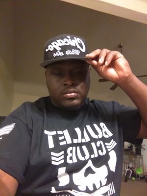 sneaker_god25's profile picture. Im authentic at all times
#GiantsNation
SC:Mr.Freshkicks25
#sneakerhead