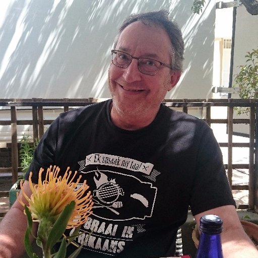 Lexicographer, MTBer, cook, gardener, husband to Lise, father to Daniël, Thea and Esta, Batman, Hellboy & Tarzan comix nut.