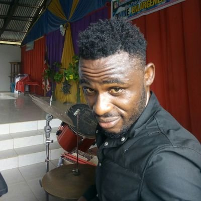Am Thomas B. Wallace
I love working for God..
because him get my back......
