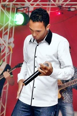 JohnSantosJS1's profile picture. Músico Compositor
Juazeirense
Casado . Pai de Gêmeos 
Cristão