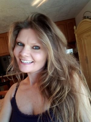 #CHRISTIAN #MAGA šŗšø MarriedšMom of 3 amazing childrenššŗšø @THEHermanCain @cvpayne @therealroseanne @IWashington šā¤šŗšø