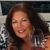 Put on your bunnyslippers, pour a glass of wine and enjoy cooking a great meal for those you love. Lover of Italian Food & Wine.