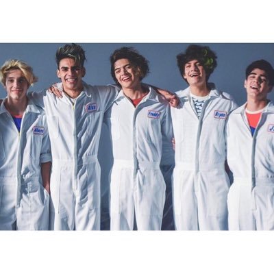 Solo Coder❤️ || manden sus fotos con CD9 y las subiremos || síganos en IG || compartan la página