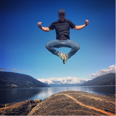 ... de todo un poco, guia, logística de viajes, produccion de evento , aire libre!