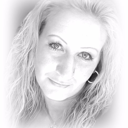 MellanieMedium's profile picture. #Spirituelle #Lebensberatung, #Kartenlegen & #Ausbildung für ★  #LIEBE ★ #BERUF ★ #FINANZEN ★ #DUALSEELEN ★ #SEELENPARTNER ★ #SPIRITUALITÄT ★