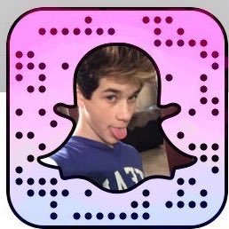 - celebs , younowers, youtubers, musers and more!! dm me if you want a coloured snap code!!💓