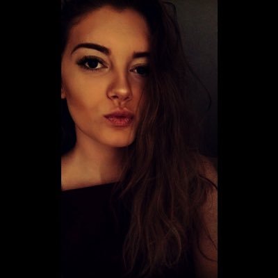 hayhay1445's profile picture. team cancer♋️ fuck it I'm still young🤷🏼‍♀️😎✌🏻