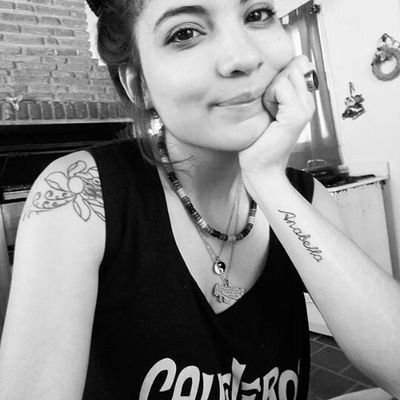 juntas a la par; 2402 || 2601 hasta el final, siempre los dos. { @SantiAysine ♡ } quesaltelabanca.