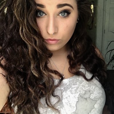 hobbit_sized's profile picture. 21 • CT • Works At PetValu • Nikon D3000 • Media Studies Major • SHU • Snake Momma • Engaged • 9/23/13 ❤️ 7/16/16