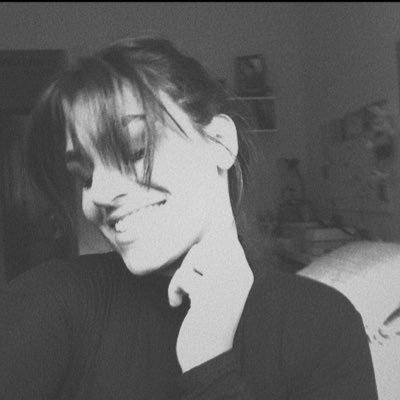 anapsandrade's profile picture. 