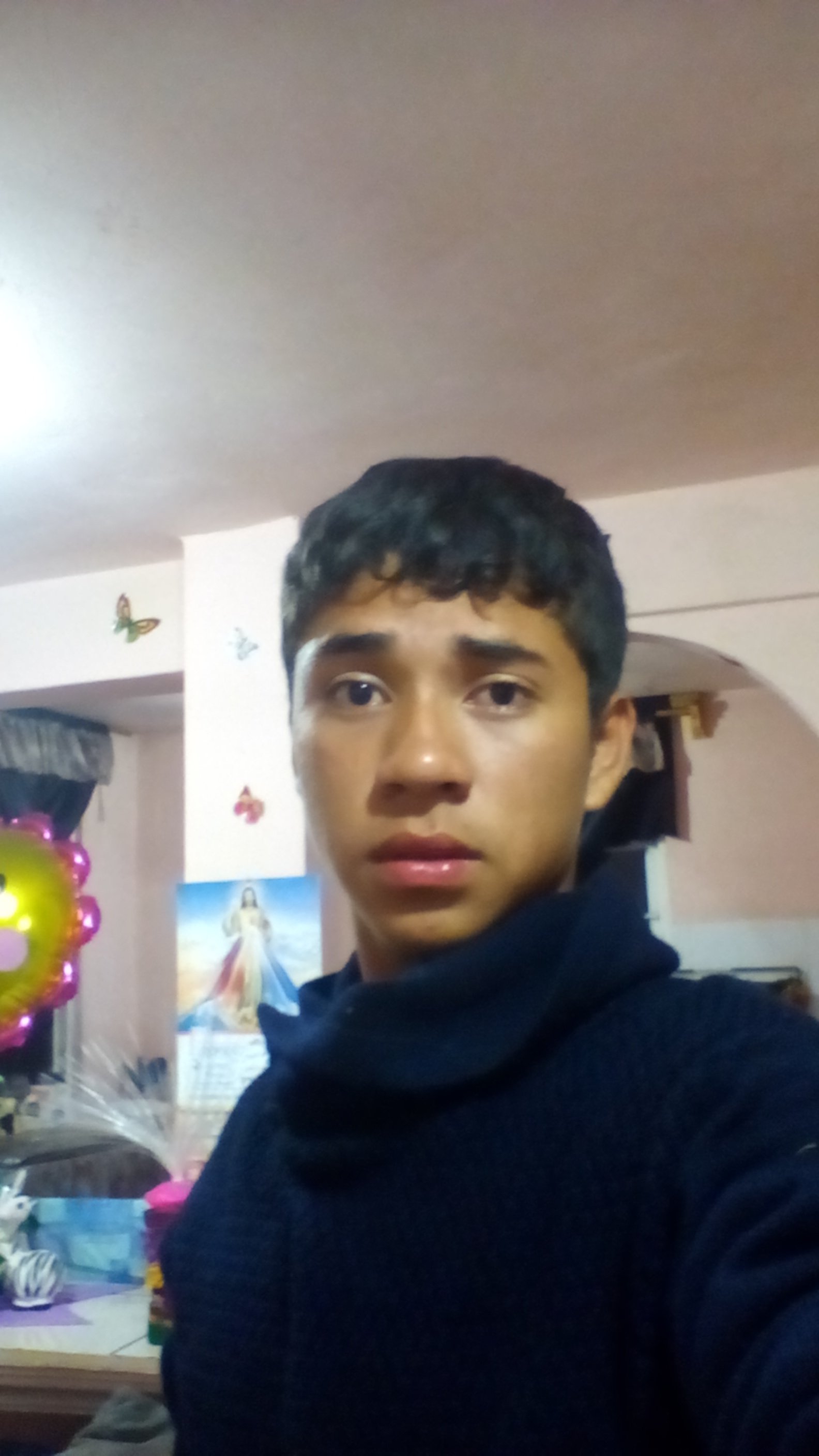 SamiJinenez's profile picture. Hola a todos mis amigos de tuiwter 😅😅😅😃😆