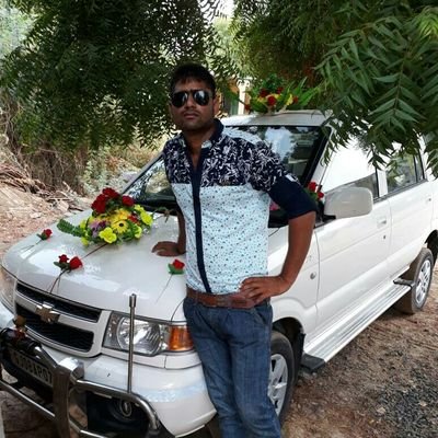 makavananaran1's profile picture. 