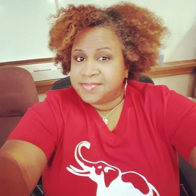 Wife, mother, 27 years SPED Educator! Living and loving life despite the challenges I sometimes bring to it! Proud member of Delta Sigma Theta Sorority, Inc!
