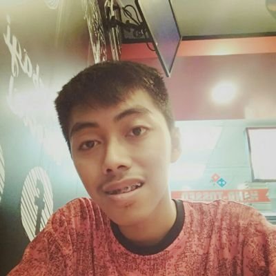Jadilah orang yang ingin di lihat, bukan yang ingin melihat