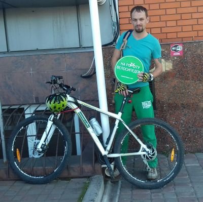 OleksiiMozgovyi's profile picture. Фанат комп'ютерних перегонів.